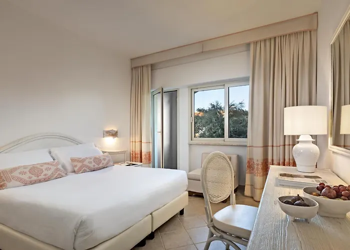 Gabbiano Azzurro Hotel & Suites